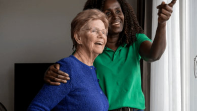 Why More Families Are Choosing Live-In Senior Care