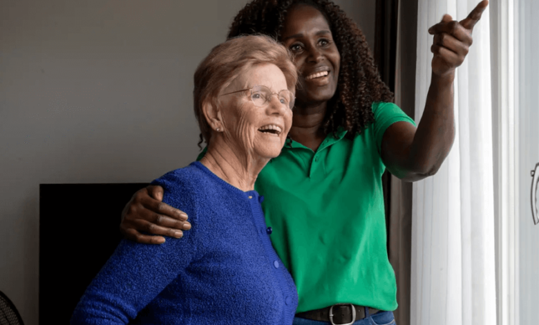 Why More Families Are Choosing Live-In Senior Care